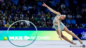 q raffaeli sofia ita sfe02169 copia simone ferraro ph